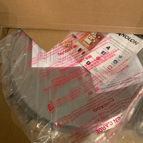 Anolon saute pan - Picture 3 of 8